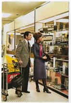 Amsterdam Airport Shopping Schiphol Ansichtkaart ( B4380, Verzamelen, Ansichtkaarten | Nederland, Ophalen of Verzenden, Gelopen