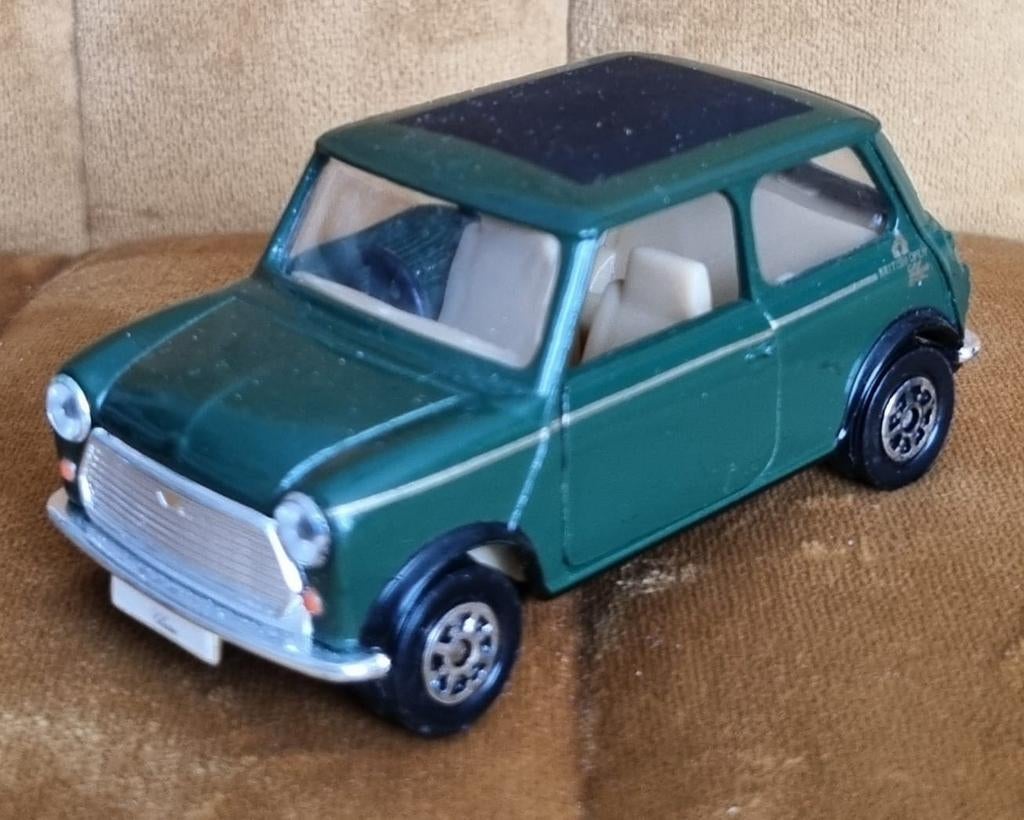Mini Classic corgi, Ophalen of Verzenden, Zo goed als nieuw, Auto