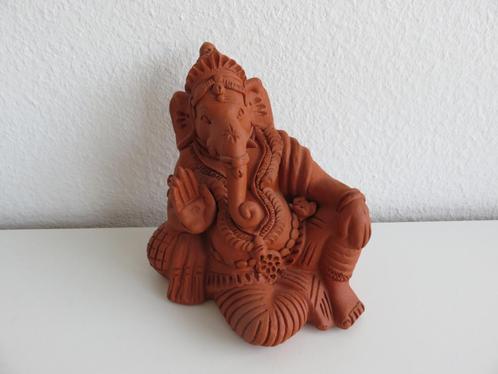 Terracotta aardewerken Ganesha beeld wierookhouder, Huis en Inrichting, Woonaccessoires | Boeddhabeelden, Zo goed als nieuw, Ophalen of Verzenden