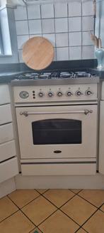 Boretti 4 pits plus oven, gebroken wit., Witgoed en Apparatuur, Fornuizen, Ophalen, Gebruikt, 60 cm of meer, 4 kookzones
