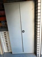 2 ijzeren schuurkasten, Huis en Inrichting, Kasten | Roldeurkasten en Archiefkasten, Ophalen, Gebruikt, 25 tot 50 cm