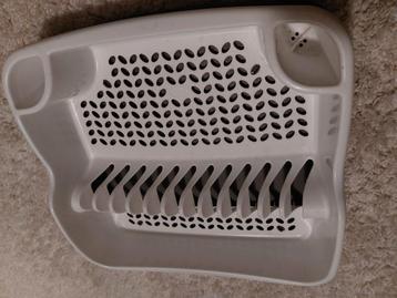 Afdruiprek met opvangbak beschikbaar voor biedingen