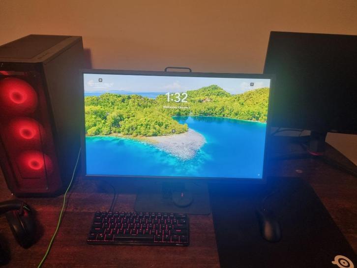 Highend gaming pc + 240hz scherm + 144hz scherm + extra's, Computers en Software, Desktop Pc's, Zo goed als nieuw, 4 Ghz of meer