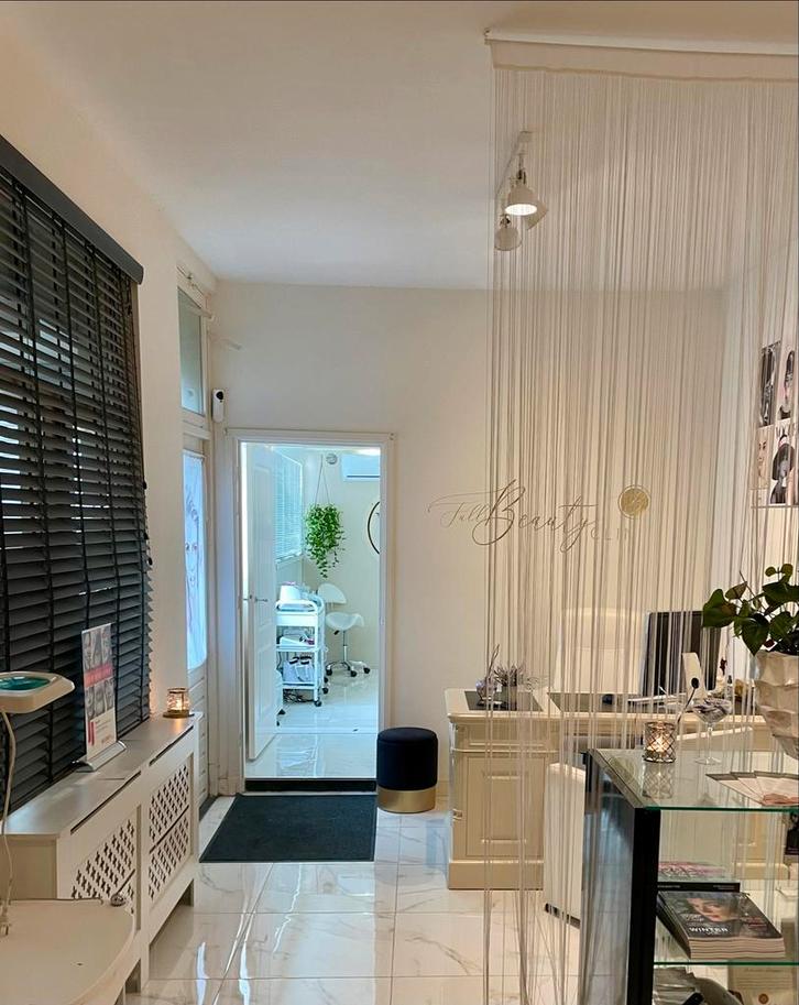 Luxe behandelruimte voor cosmetisch arts in Scheveningen, Zakelijke goederen, Bedrijfs Onroerend goed, Praktijkruimte, Huur