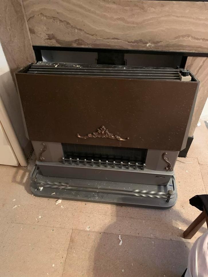 Gaskachel/moederhaard Stellina uit 2009, Huis en Inrichting, Kachels, Gebruikt, Vrijstaand, Gaskachel, Gas, Ophalen