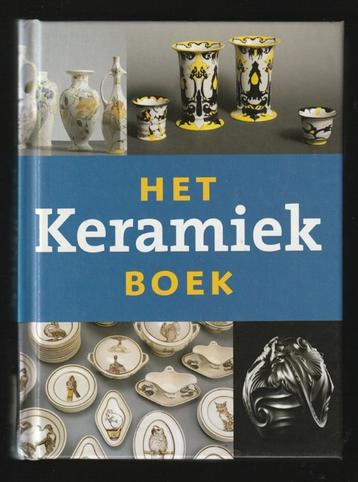 HET KERAMIEKBOEK - Nederlands vernieuwingsaardewerk 1876-194 beschikbaar voor biedingen