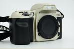 Nikon F60 SLR body met bodycap in nagenoeg nieuwstaat, Audio, Tv en Foto, Fotocamera's Analoog, Vintagotreasures@outlook.com, Pater van den Elsenlaan 26-27