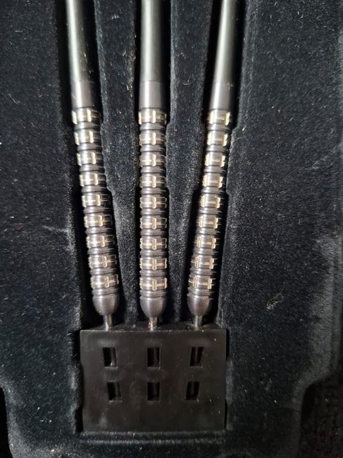 Diverse setjes 22/23 gram van Harrows en Mission, Sport en Fitness, Darts, Zo goed als nieuw, Pijlen, Ophalen of Verzenden
