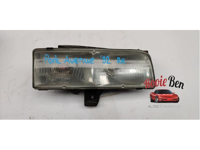 Koplamp rechts van een Buick Park Avenue, Auto-onderdelen, Verlichting, Amerikaanse onderdelen, Gebruikt, 3 maanden garantie, Ophalen of Verzenden