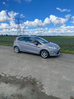 Ford Fiësta 1.6 Tdci 5DR 2012 Grijs Titanium, Voorwielaandrijving, 1018 kg, Navigatiesysteem, Overige kleuren