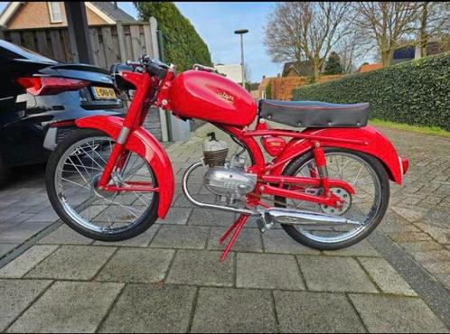 Schitterende Itom sport met kenteken., Fietsen en Brommers, Brommers | Oldtimers, Overige merken, Ophalen