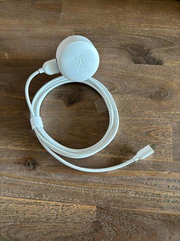 Originele google nest adapter beschikbaar voor biedingen