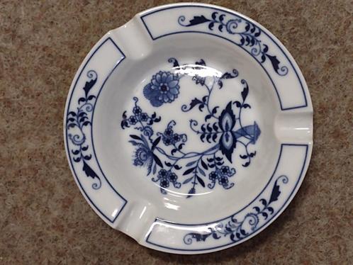 Blue Danube zwiebelmuster deco porseleinen asbakje, Antiek en Kunst, Antiek | Keramiek en Aardewerk, Ophalen