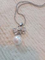 Leuke ketting met nep parel, Met strass, Overige materialen, Ophalen of Verzenden, Wit