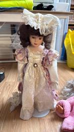 Te koop mooie pop, Verzamelen, Ophalen of Verzenden, Zo goed als nieuw, Pop