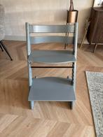 Stokke tripp trapp meegroeistoel grijs, Kinderen en Baby's, Kinderstoelen, Ophalen, Gebruikt, Meegroeistoel