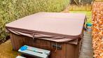 Premium cover voor jacuzzi (2024), Ophalen, Zo goed als nieuw