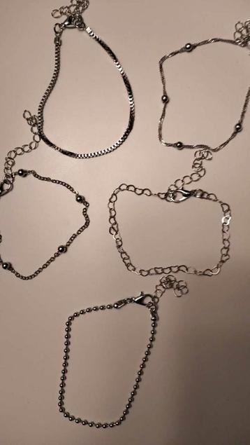 Sieraden Set: Oorbellen & Armbanden beschikbaar voor biedingen