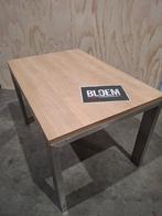 Tafel 2 stuks met rvs poot
