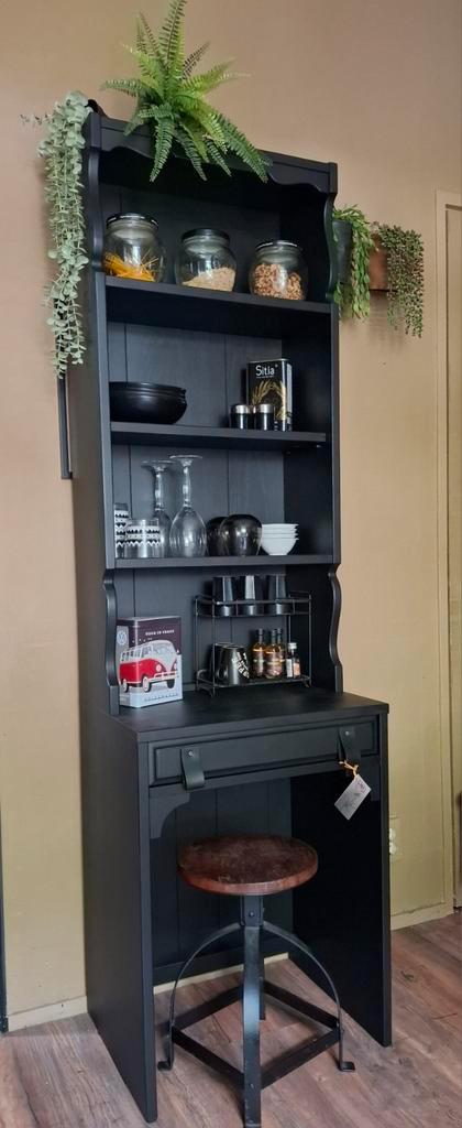 Leuke vintage kast, Huis en Inrichting, Kasten | Boekenkasten, Zo goed als nieuw, Ophalen of Verzenden