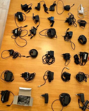 Opladers voor o.m. telefoons (30 verschillende) beschikbaar voor biedingen