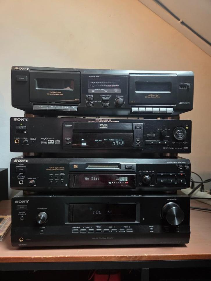 Sony Stereo set met CD speler en MD recorder en Cassettedeck, Audio, Tv en Foto, Stereo-sets, Zo goed als nieuw, Cassettedeck