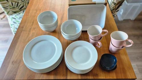 Complete serviesset, Huis en Inrichting, Keuken | Servies, Gebruikt, Overige stijlen, Ophalen