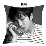 rm namjoon bts album cd kpop kussen right place wrong person, Huis en Inrichting, Ophalen of Verzenden, Nieuw, Zwart, Vierkant