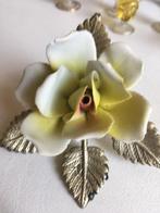 Vintage Capodimonte porseleinen roos en messing bladeren, Ophalen, Zo goed als nieuw, Dier