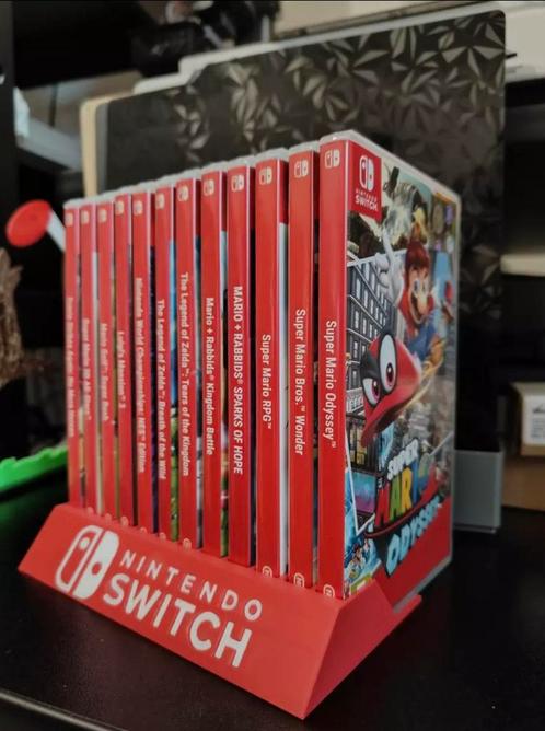 Game case houder Nintendo switch, Spelcomputers en Games, Games | Nintendo Switch, Zo goed als nieuw, 1 speler, Ophalen