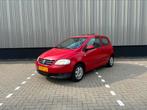 Volkswagen Fox 1.2 40KW 2005 Rood | WEINIG KM’S | OPEN DAK, Voorwielaandrijving, Stof, 54 pk, 4 stoelen