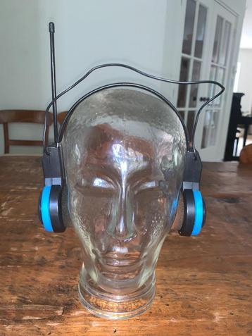 International AM/FM-hoofdtelefoonradio koptelefoon headset  beschikbaar voor biedingen