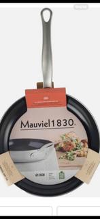 Mauviel 1830 braadpan, Huis en Inrichting, Keuken | Potten en Pannen, Ophalen of Verzenden, Zo goed als nieuw, Gietijzer, Koekenpan of Braadpan