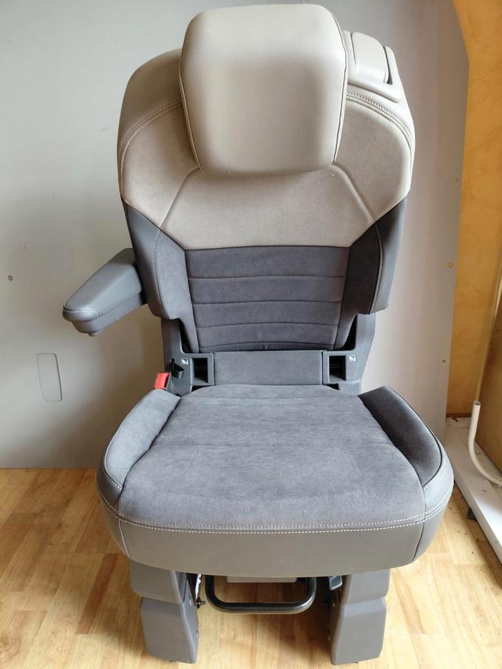 Camper Stoel Volkswagen Transporter T7 Alcantara Multivan, Caravans en Kamperen, Camper-accessoires, Zo goed als nieuw, Ophalen of Verzenden