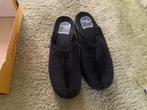 pantoffels 44 nieuw casa, Ophalen of Verzenden, Nieuw, Zwart, Pantoffels of Sloffen