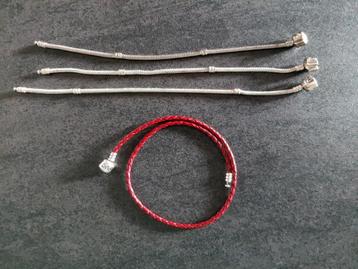 Pandora Armbanden(4) & Bedels (54st) Collectie beschikbaar voor biedingen
