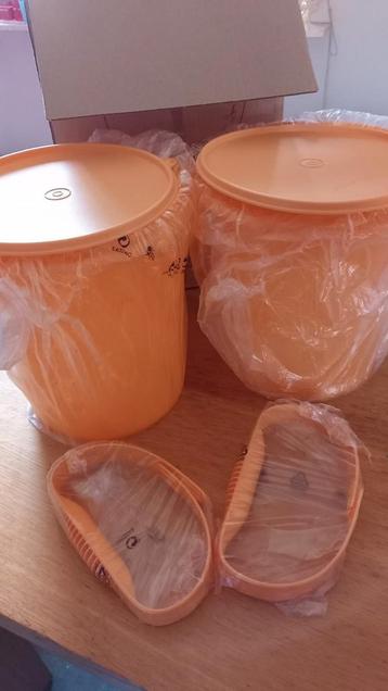 Tupperware wasemmer oranje €54,90 per stuk beschikbaar voor biedingen