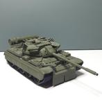 Militaire Tank T-55 - James Bond 007, Ophalen of Verzenden, Zo goed als nieuw, Auto, Universal Hobbies