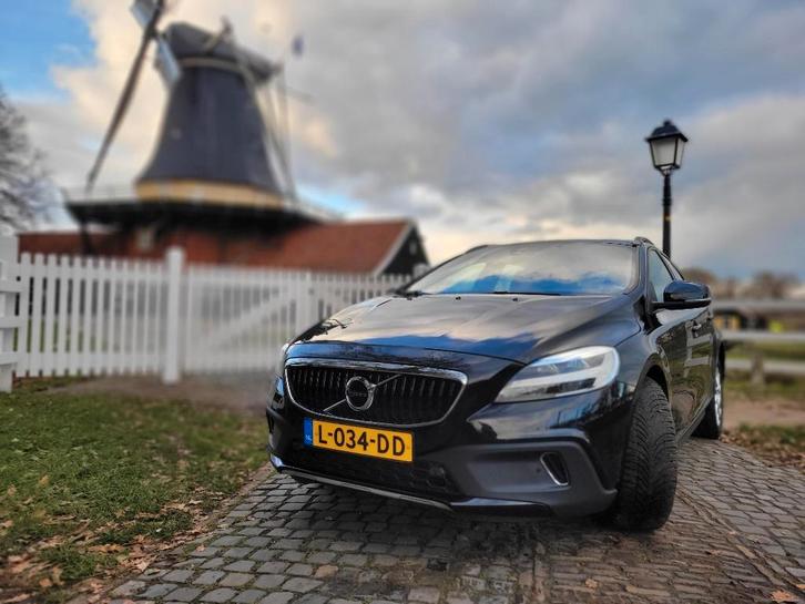 Volvo V40 Cross Country 2.0 T3 152PK 2017 Zwart, Auto's, Volvo, Particulier, V40, ABS, Achteruitrijcamera, Adaptive Cruise Control