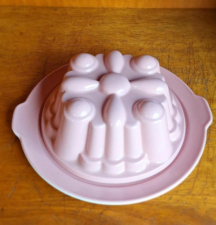 Vintage Roze Puddingvorm Jaren 50, pastel servies fifties, Antiek en Kunst, Antiek | Keukenbenodigdheden, Ophalen of Verzenden
