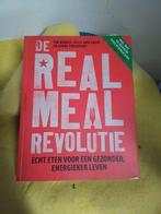 13930) REAL MEAL REVOLUTIE DIK BOEK, Ophalen of Verzenden, Zo goed als nieuw