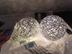 2 verlichte ballen op batterijen, Ophalen, Zo goed als nieuw