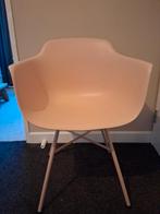 Mooie zalmkleurige kuip stoel, Huis en Inrichting, Stoelen, Overige kleuren, Ophalen of Verzenden, Zo goed als nieuw, Eén