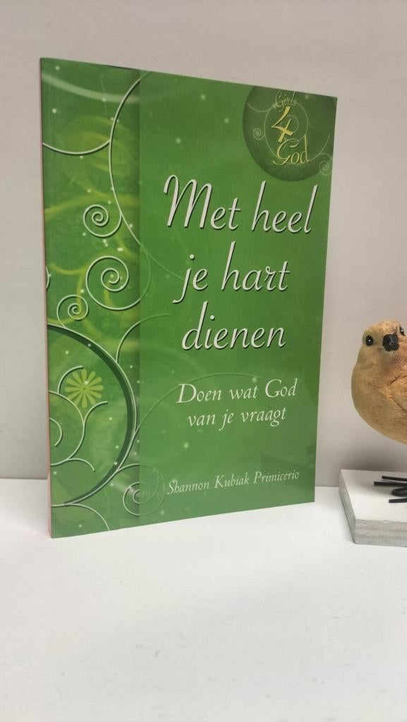 Kubiak Primicerio, Shannon;  Met heel je hart dienen, Ophalen of Verzenden, Gelezen, Christendom | Protestants