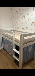 Hoppekids bed, Kinderen en Baby's, Kinderkamer | Stapelbedden en Hoogslapers, Ophalen of Verzenden, Zo goed als nieuw, Hoogslaper