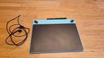 Wacom Intuos art blue pen & touch Medium, Ophalen of Verzenden, Zo goed als nieuw
