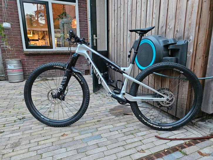 Canyon Lux Trail CF7 M, Fietsen en Brommers, Fietsen | Mountainbikes en ATB, Zo goed als nieuw, Heren, Overige merken, 49 tot 53 cm