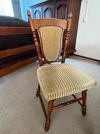 GRATIS - 6 antieke stoelen incl uitschuifbare tafel 6-8 p, Antiek en Kunst, Ophalen