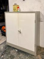 Grijs witte Vintage stalen kast, Gispen achtig, Huis en Inrichting, Kasten | Roldeurkasten en Archiefkasten, Ophalen, Gebruikt