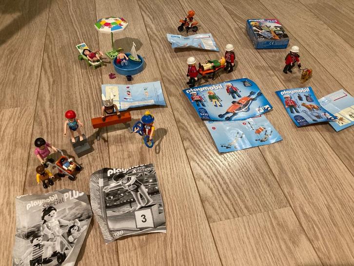 Playmobil reddingswerkers, motorcrosser, sporters, badje, ea, Kinderen en Baby's, Speelgoed | Playmobil, Zo goed als nieuw, Los playmobil
